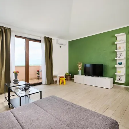Apartment Aisha Brtonigla