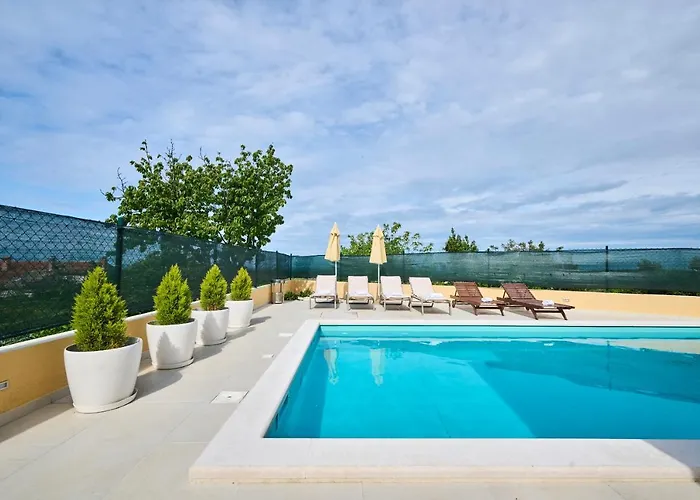 Appartement Aisha *