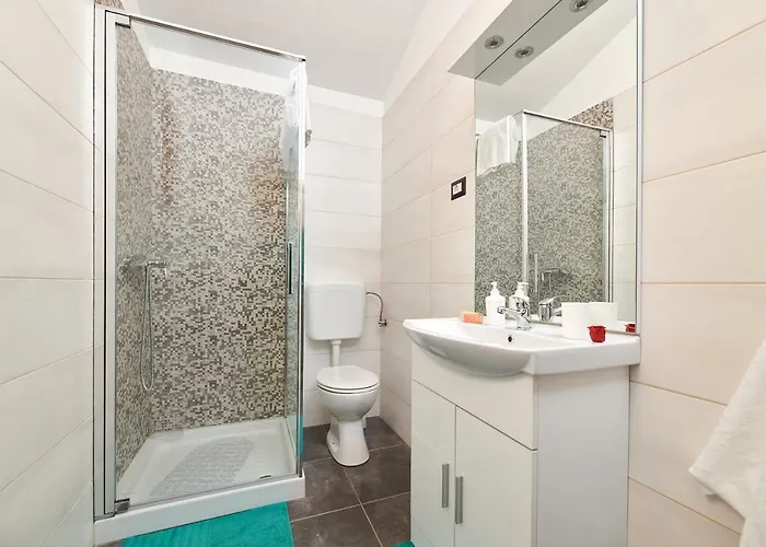 Aisha 아파트 브르토니글라